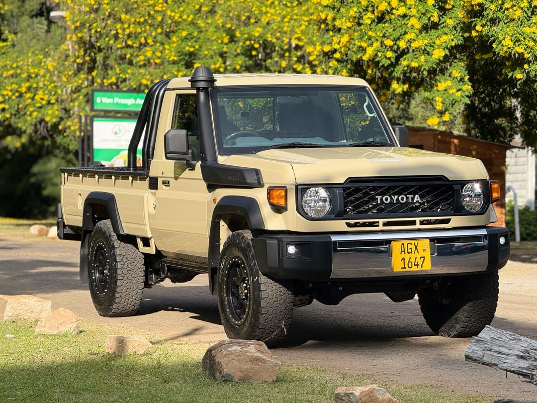 TOYOTA LANDCRUISER 79 SERIES