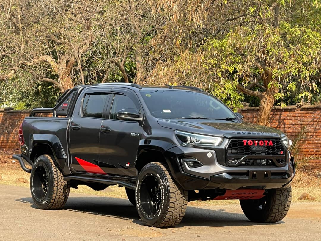 TOYOTA HILUX GR SPORT DOUBLE CAB