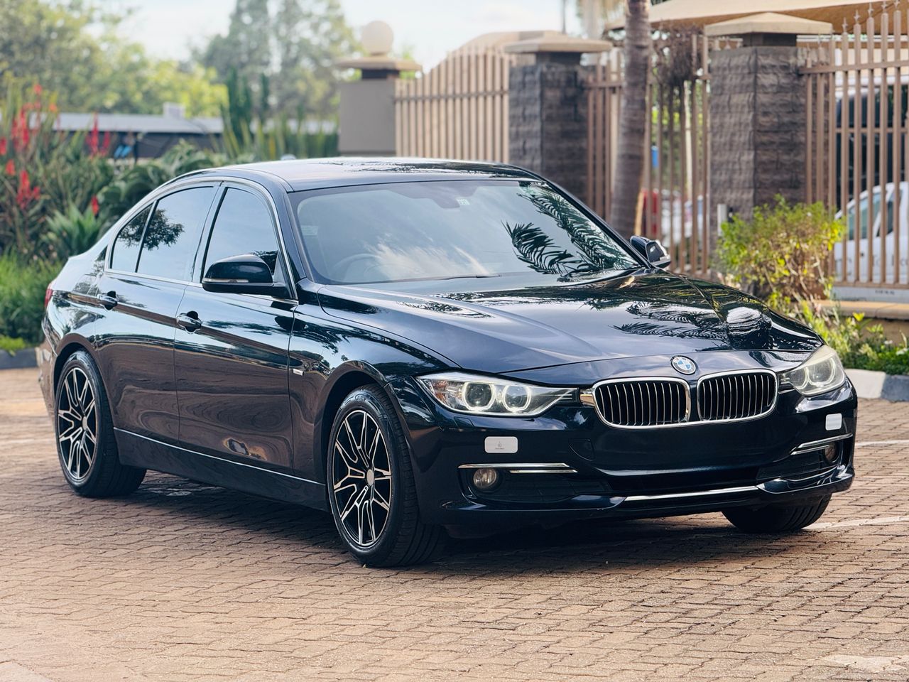 BMW 320d F30