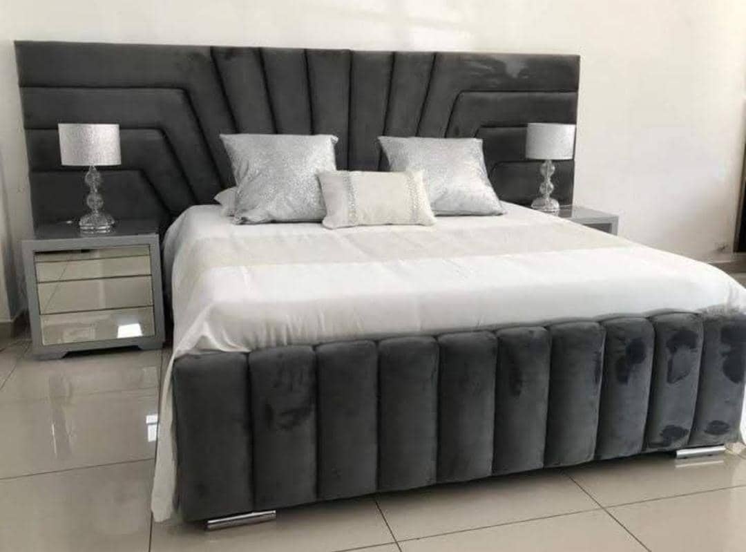 Sleigh Beds