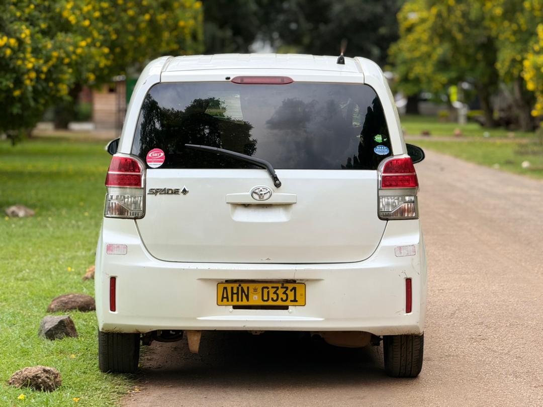 TOYOTA SPADE