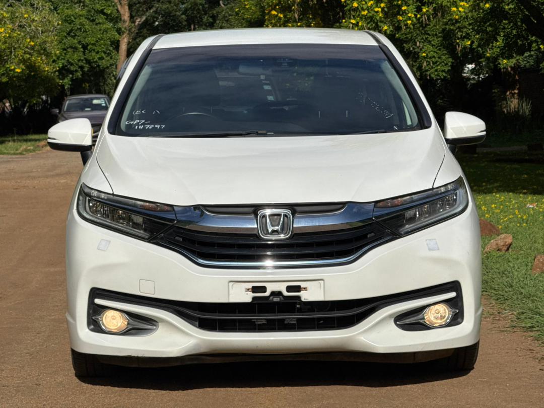 HONDA FIT SHUTTLE HYBRID