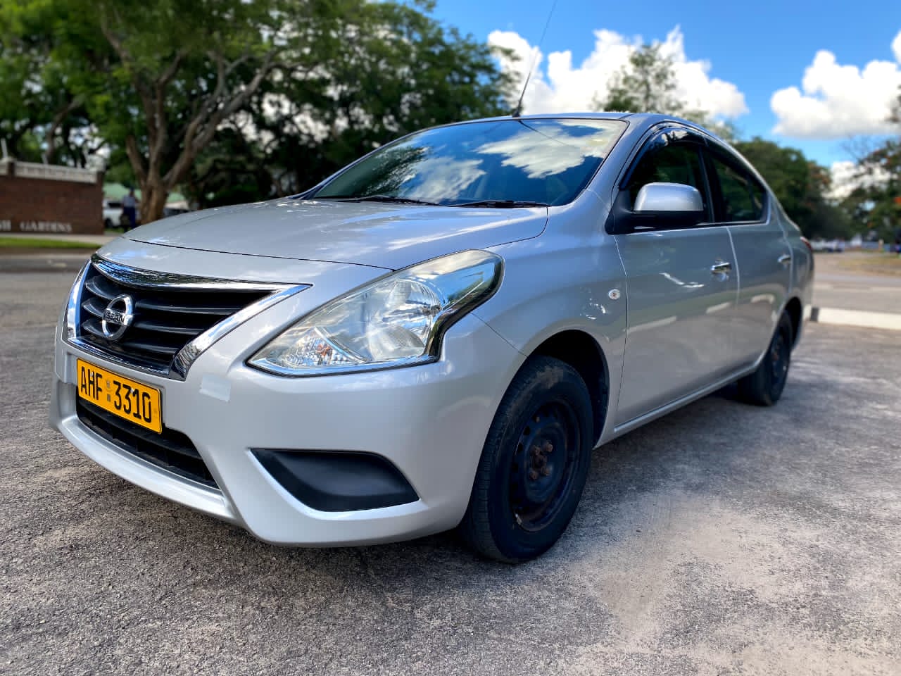 2016 NISSAN LATIO