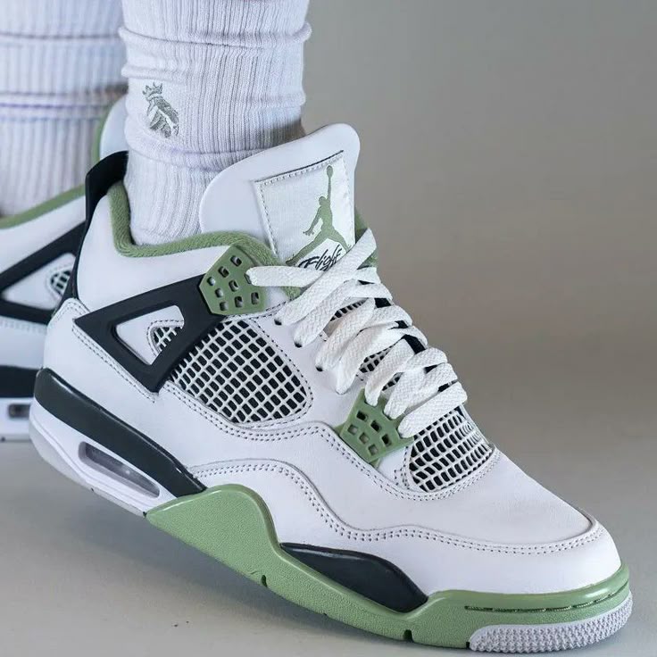 Jordan4