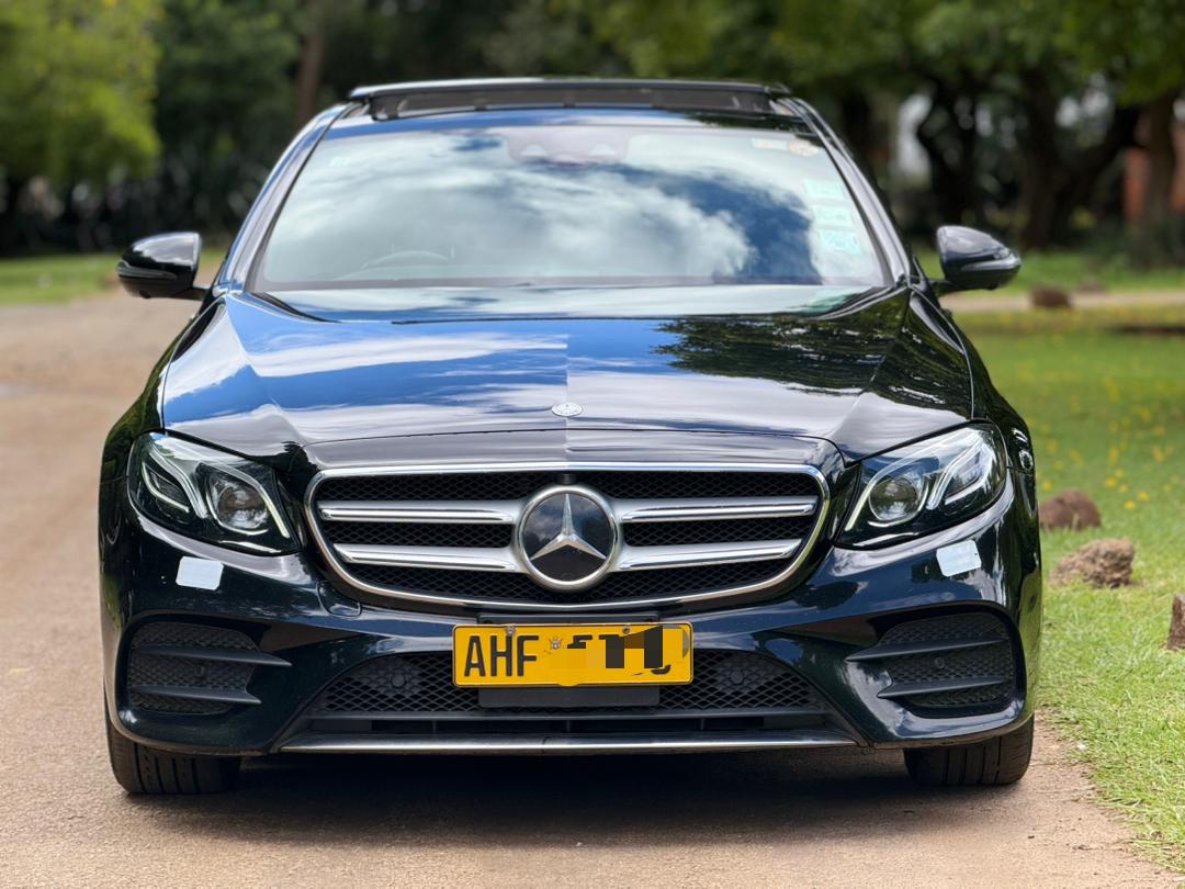 MERCEDES BENZ E220D