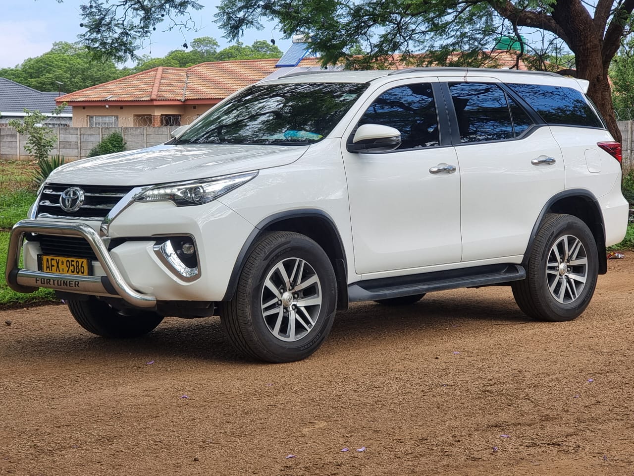 TOYOTA FORTUNER GD6 2.8