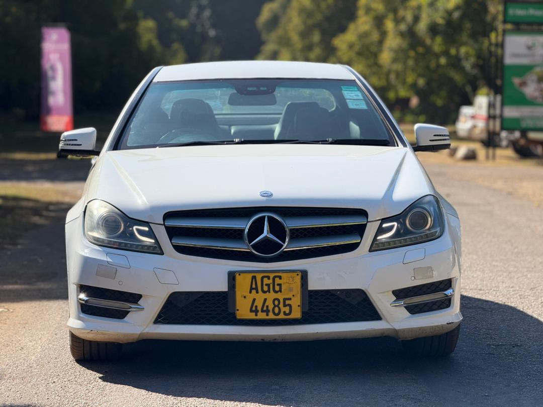 MERCEDES-BENZ C250