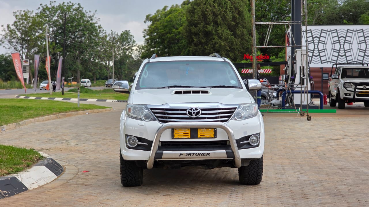 TOYOTA FORTUNER D4D