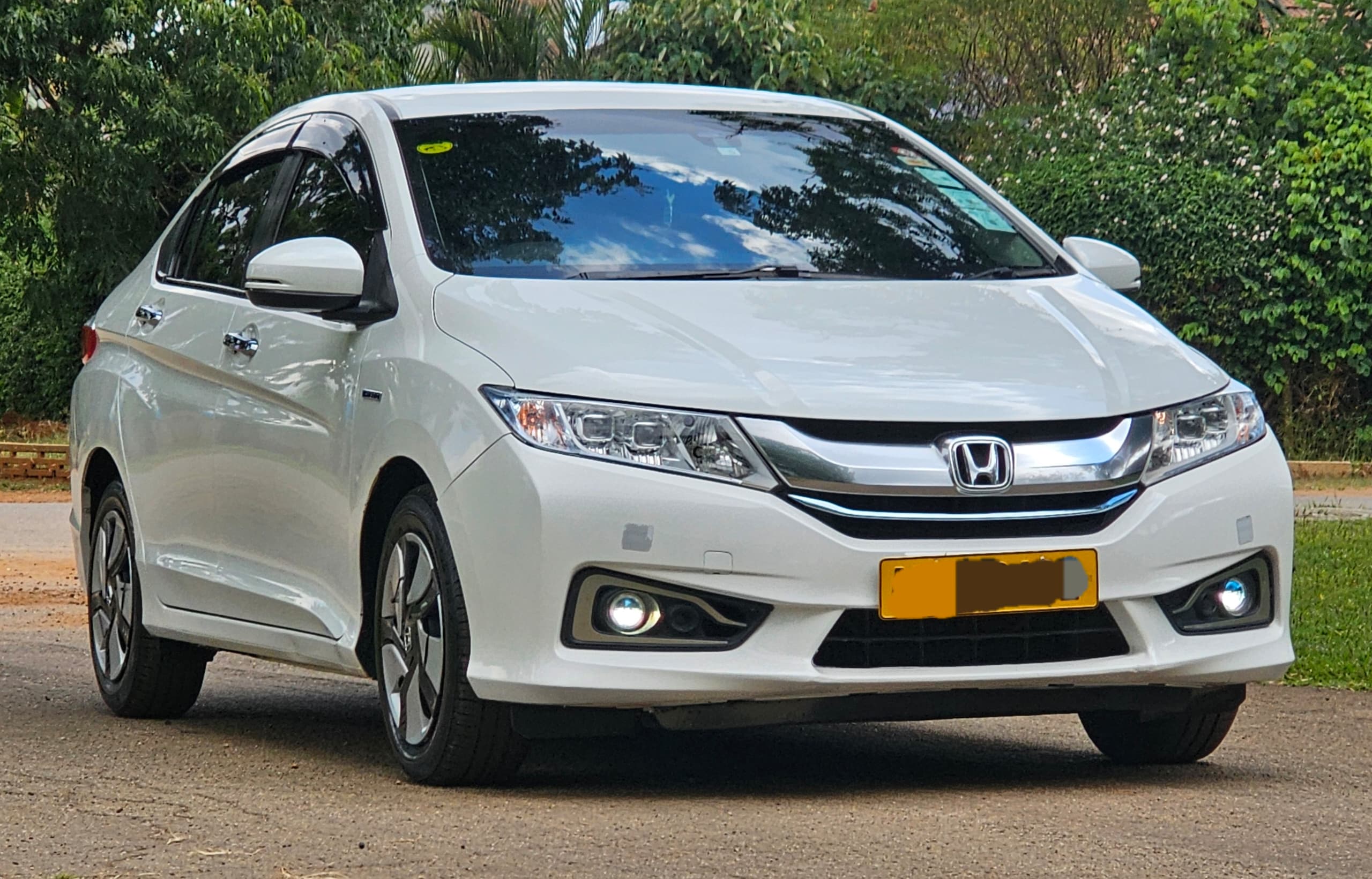 2016 HONDA GRACE HYBRID