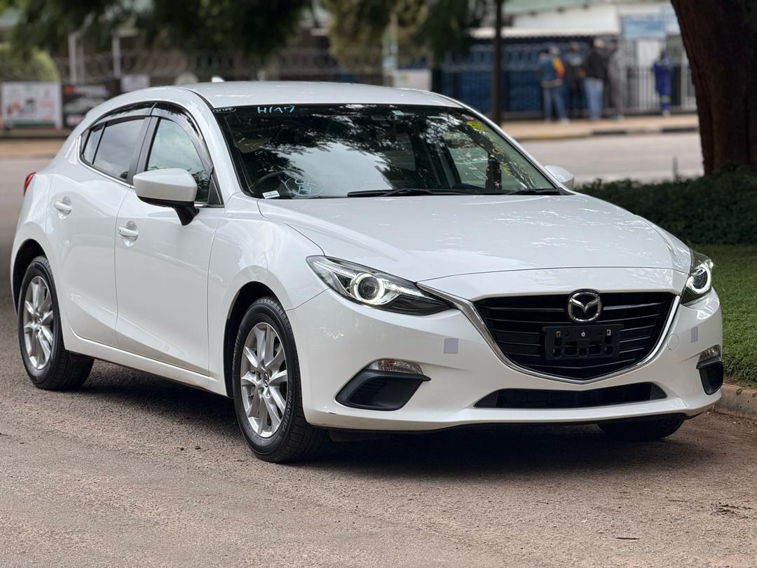 MAZDA AXELA