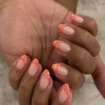 nails