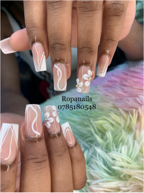 NATURAL NAILS