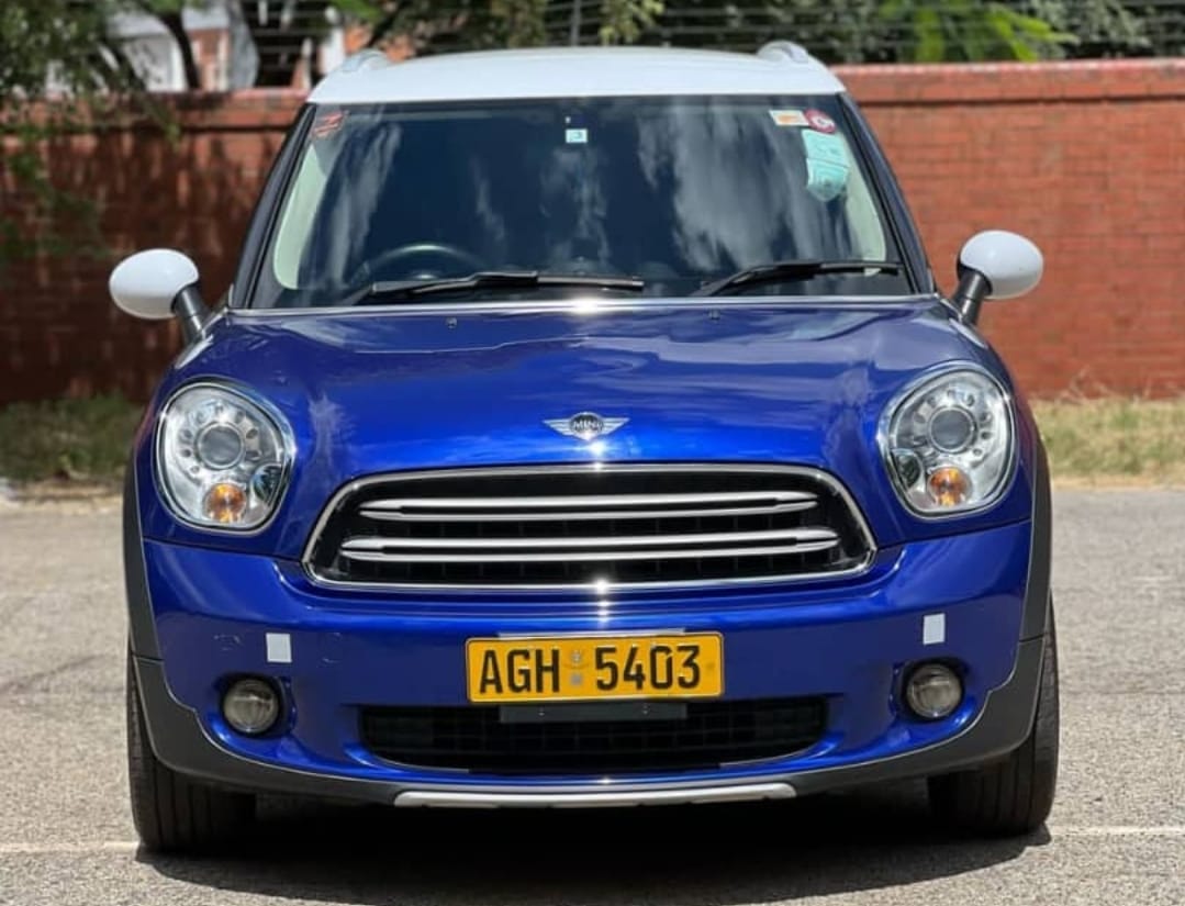 MINI COOPER D CROSS OVER