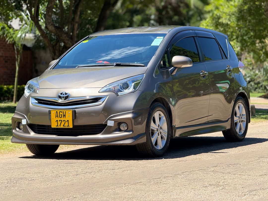 TOYOTA RACTIS