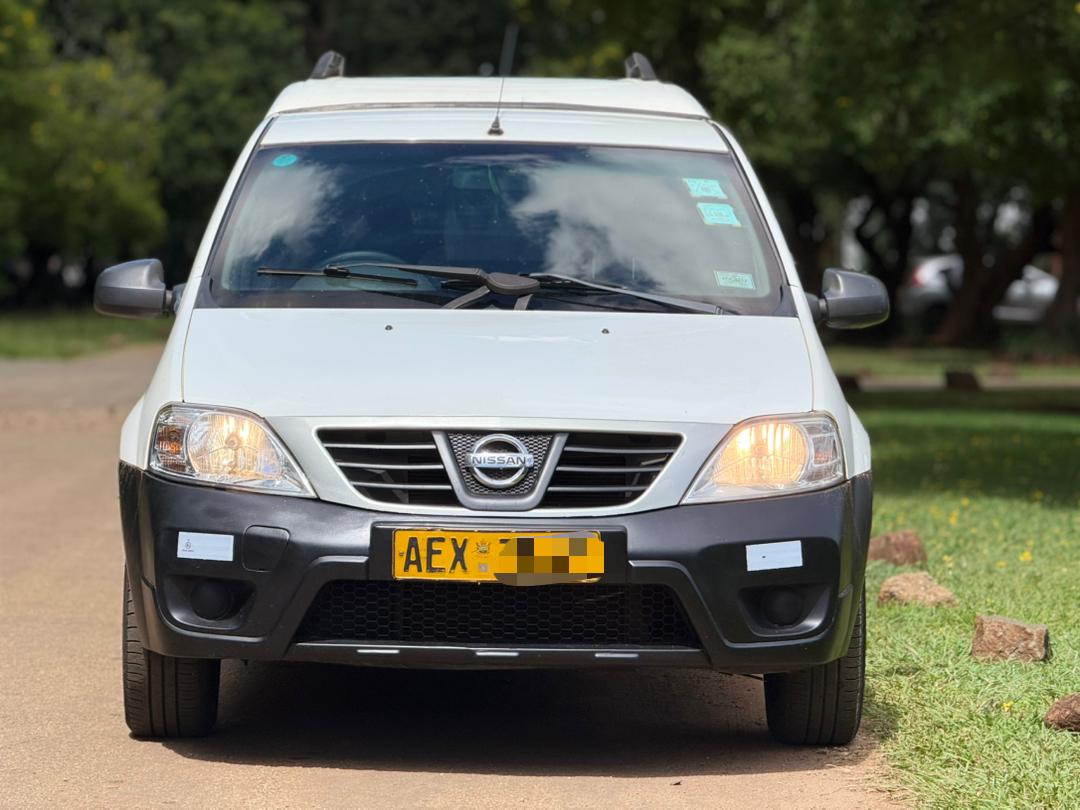 NISSAN NP200 BAKKIE