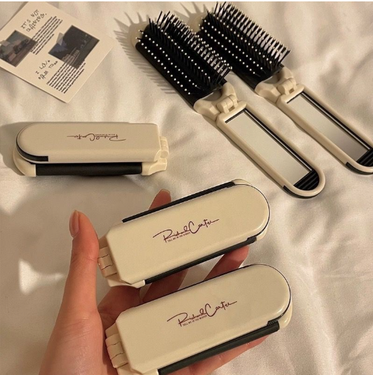 Fordable hair brush