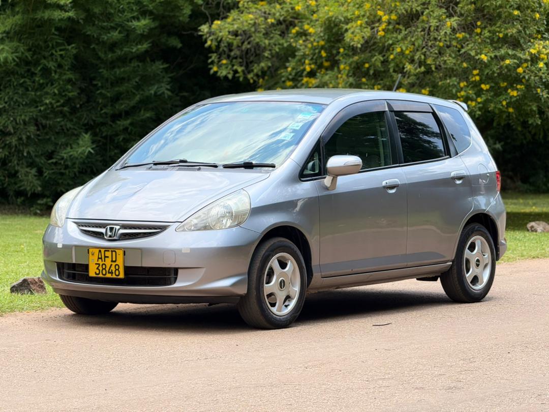 HONDA FIT OLD SHAPE