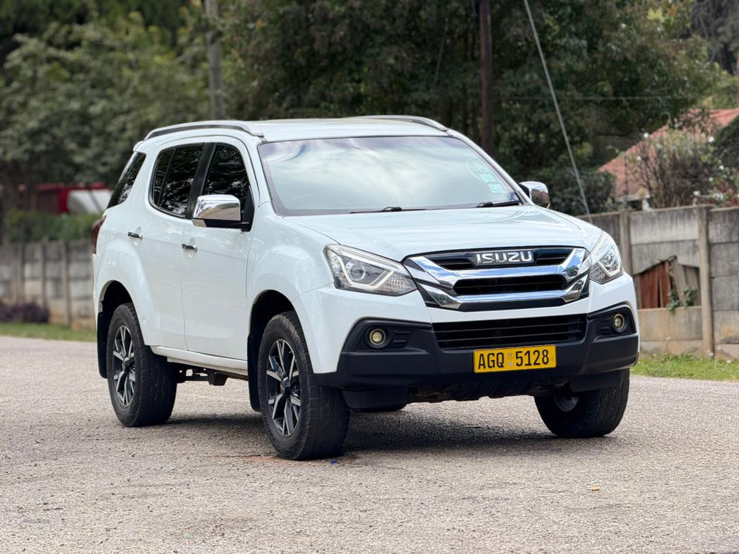 ISUZU MU-X