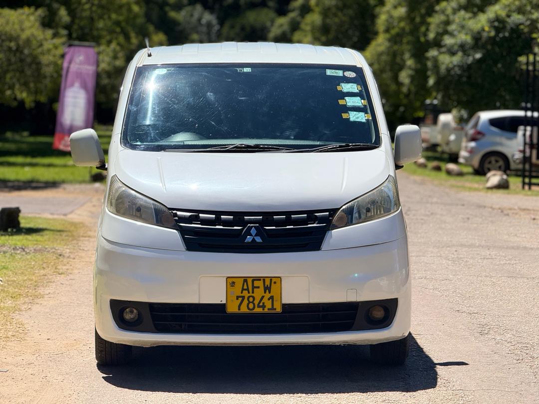 MITSUBISHI DELICA
